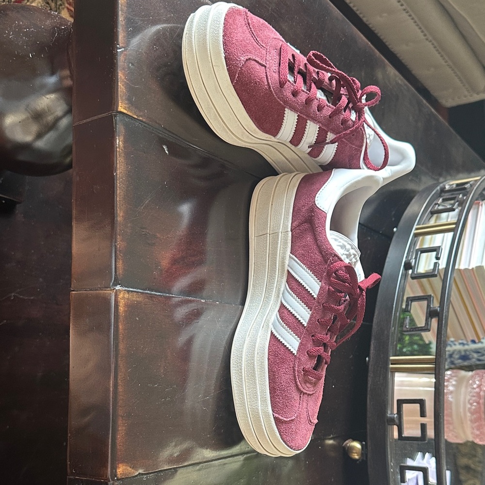 Adidas Gazelle platform tennis shoes